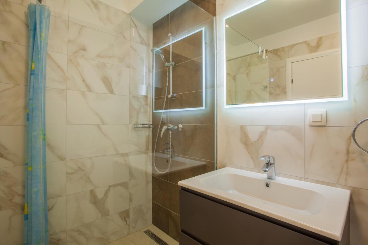 Apartman Madonnina Cres Extérieur photo
